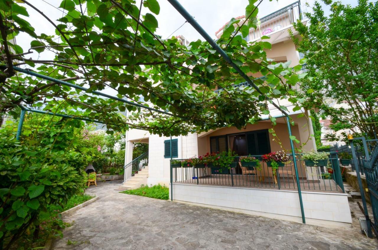 Apartment Radulovic Kotor Bagian luar foto